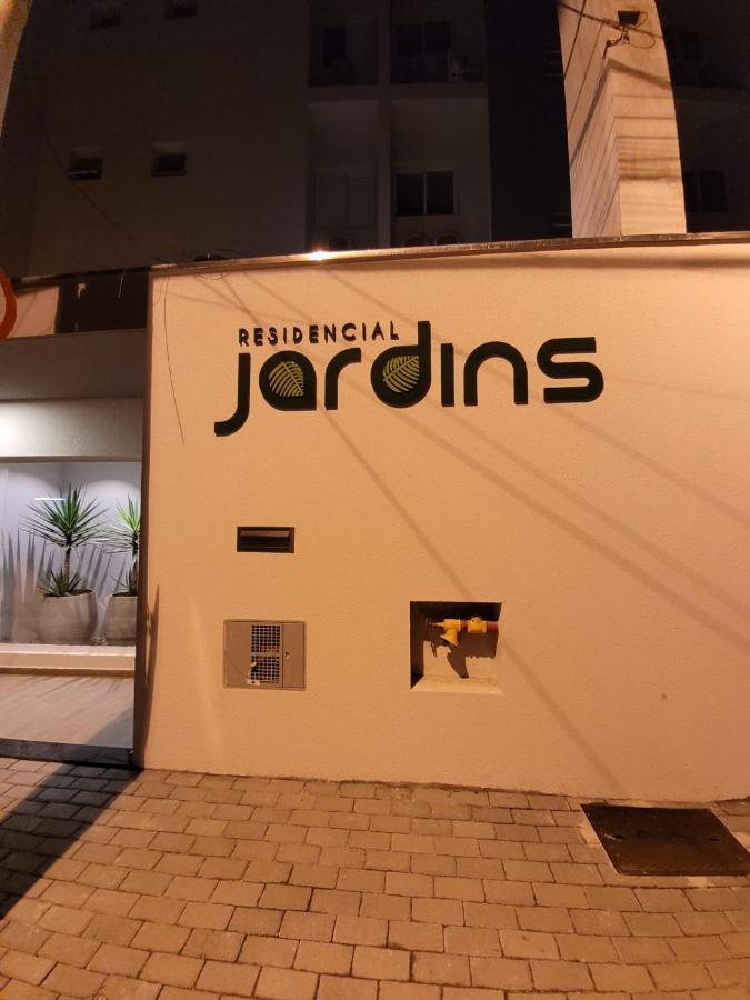 乌巴图巴Apartamento Com Piscina No Centro公寓 外观 照片