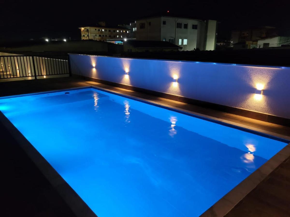 乌巴图巴Apartamento Com Piscina No Centro公寓 外观 照片